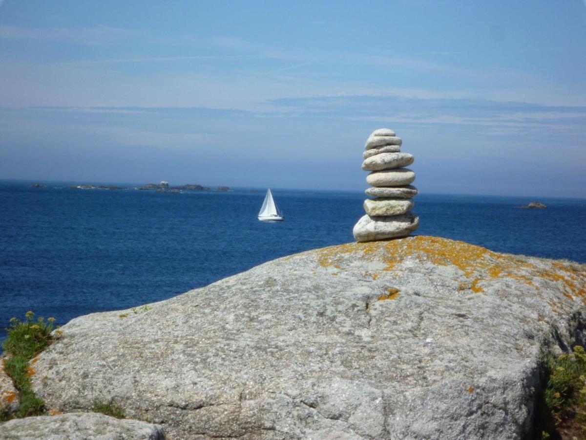 Natural Stone House Close To The Sea, Lannilis Εξωτερικό φωτογραφία